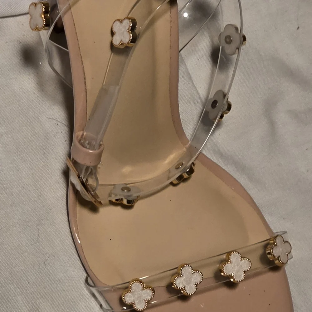 Clear Strap Heels with Beige Footbed and White Floral Accents - Picture 4 of 4